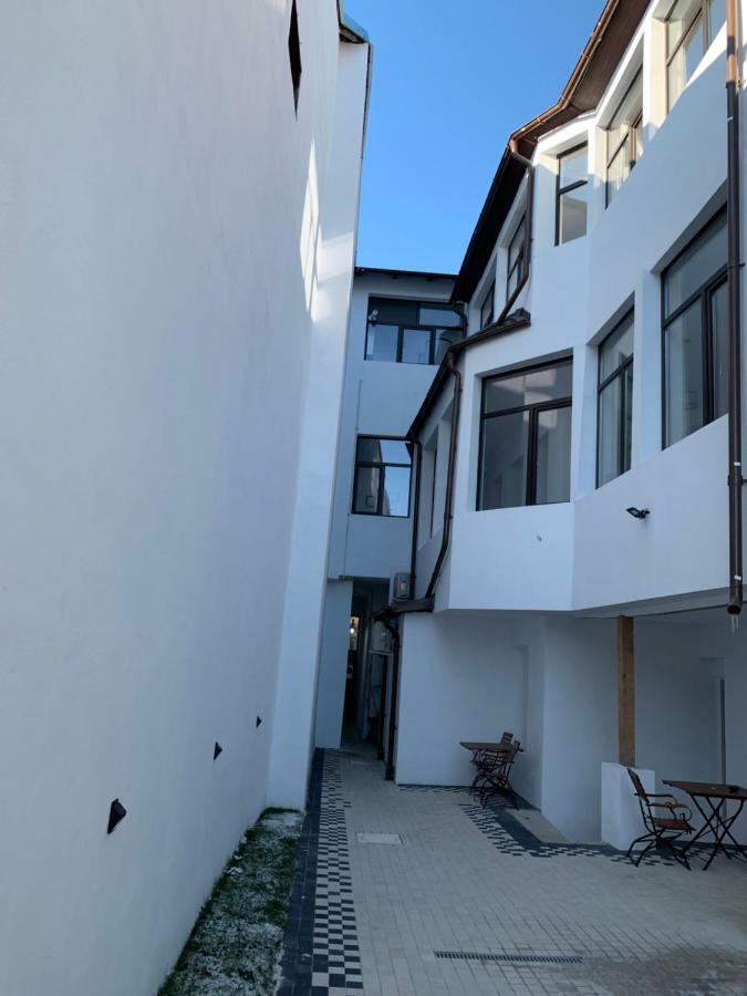Aleea Teilor Hotel Cîmpulung Exterior foto